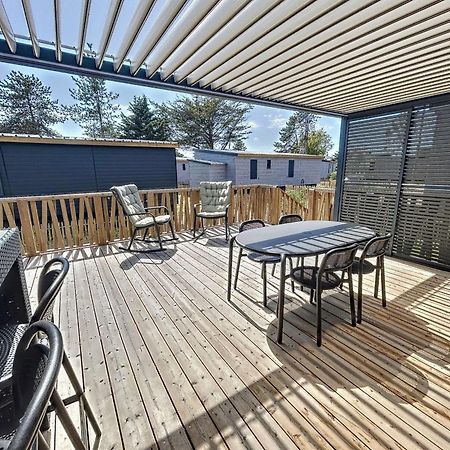 Chalet 4 Pers Avec Piscine Chauffee, Terrasse Privative, A 2 Pas De La Plage Et Commerces - Fr-1-361-467 Villa Jullouville-les-Pins Eksteriør billede